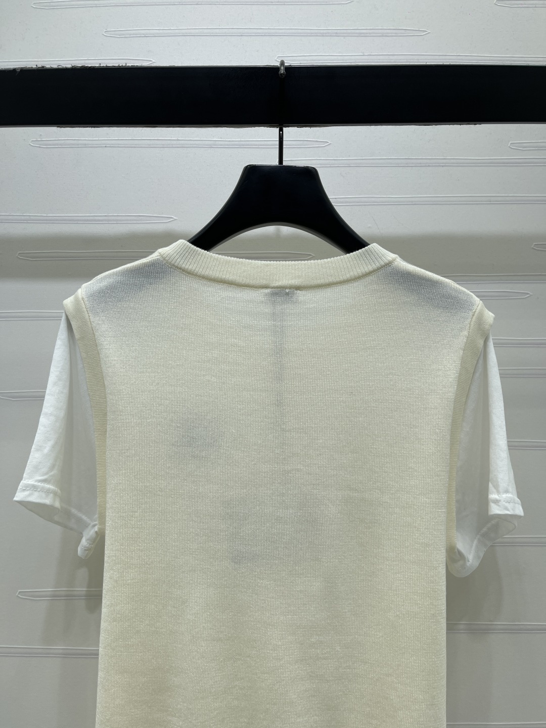Women's short sleeves